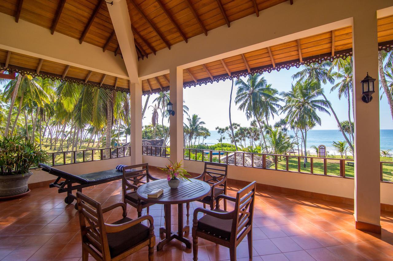 Lanka Beach Grand Villa Rekawa Exterior photo