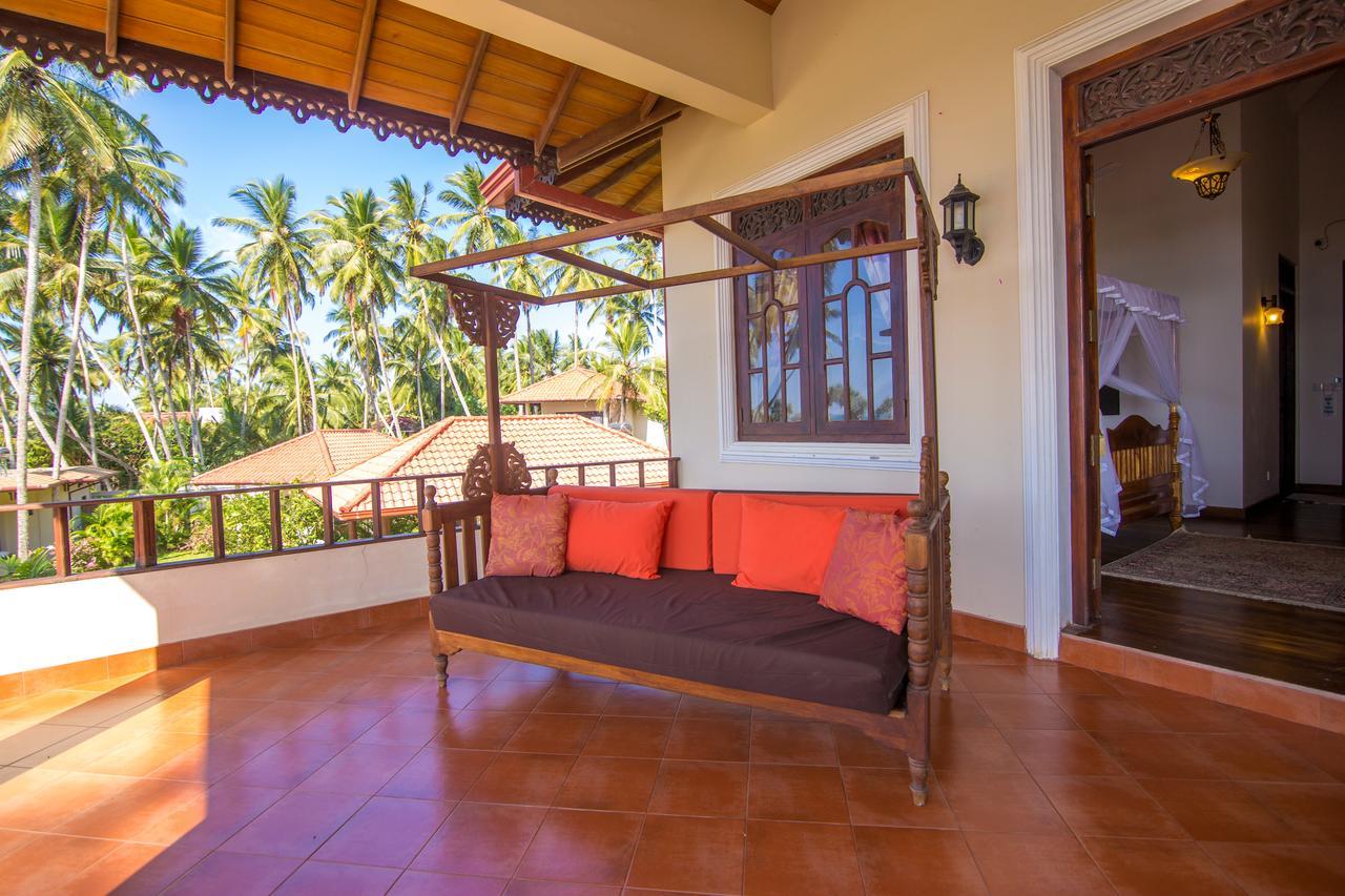 Lanka Beach Grand Villa Rekawa Exterior photo
